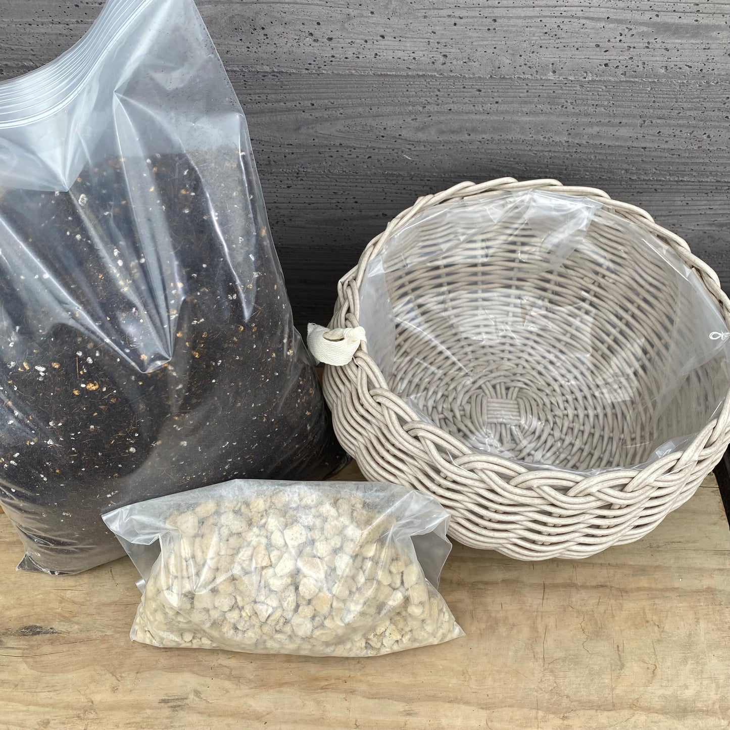 【セット販売】ゆりかごバスケット ベージュ 開花園オリジナル培養土 5L・ひゅうが土 1Lセット★期間限定 オスモコートプレゼント
