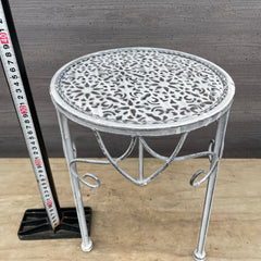 ガーデン資材・花台、オベリスク他