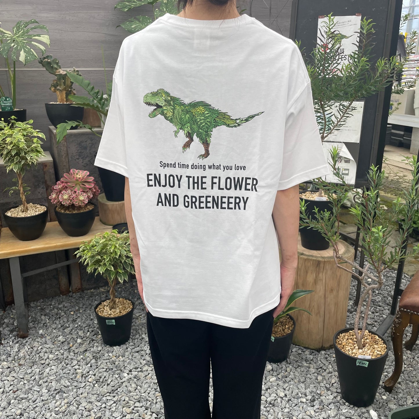 オリジナルTシャツ　恐竜　白　Sサイズ