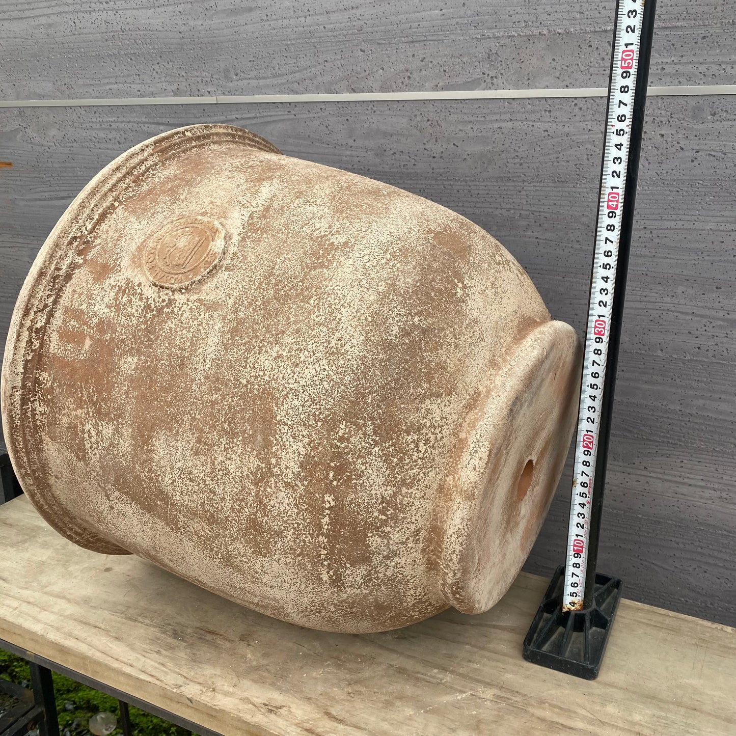 ラウンドキュー　アンティーク　L