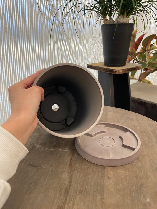 イネガルポット　ラウンド　ブラウン　S