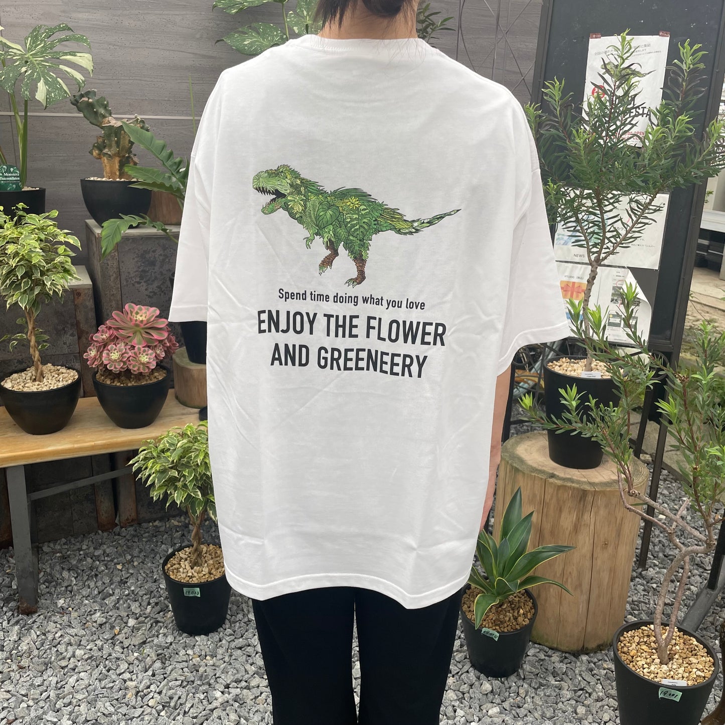 オリジナルTシャツ　恐竜　白　Lサイズ