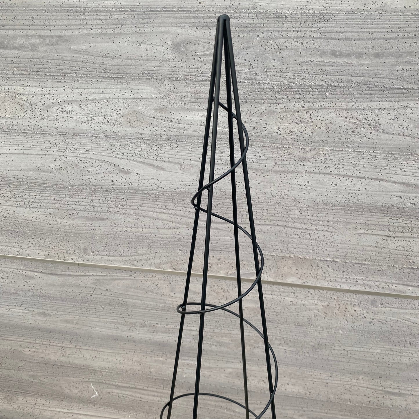 オベリスクB　Mサイズ