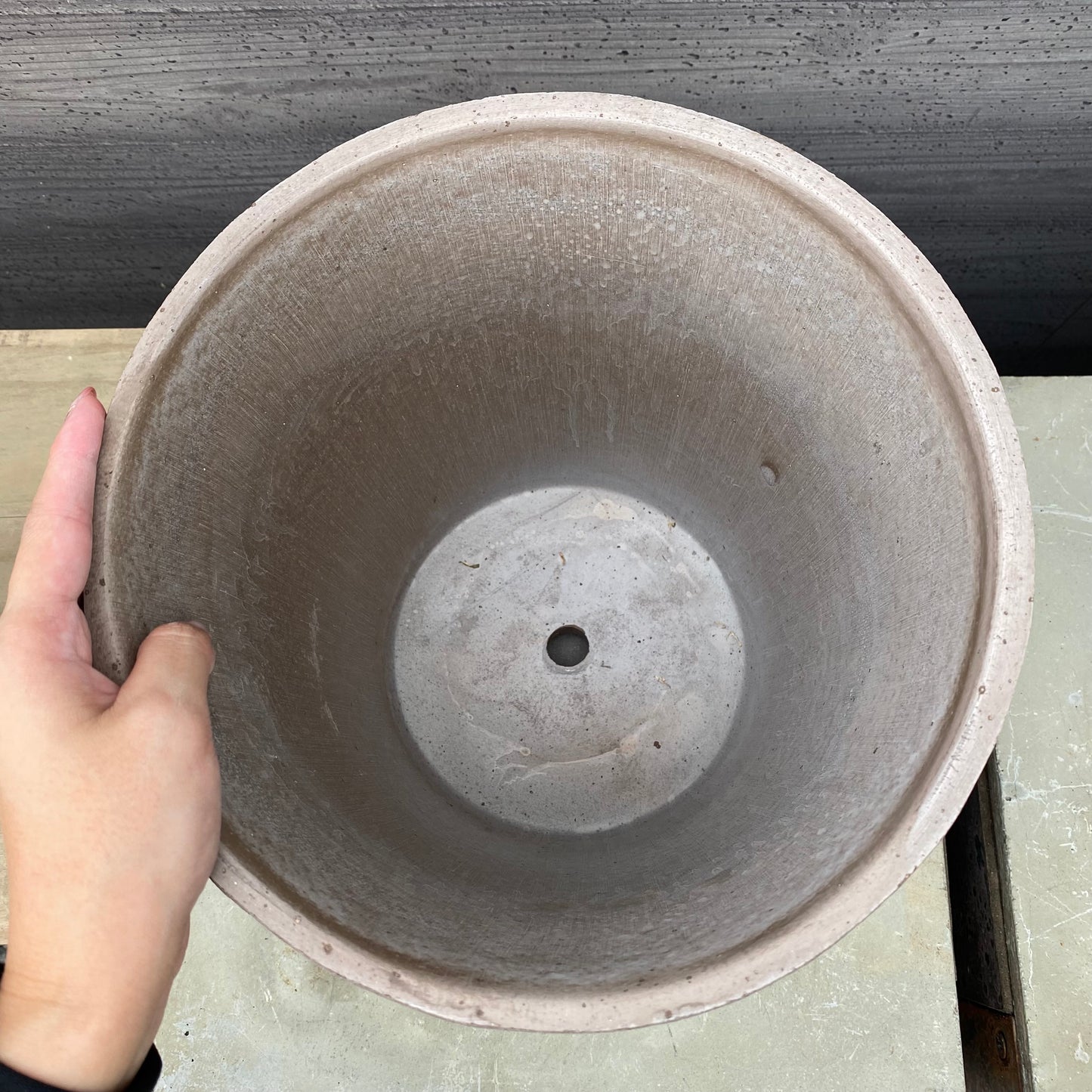 BERGS　陶器鉢　ヘレナ25　グレー　受皿付き