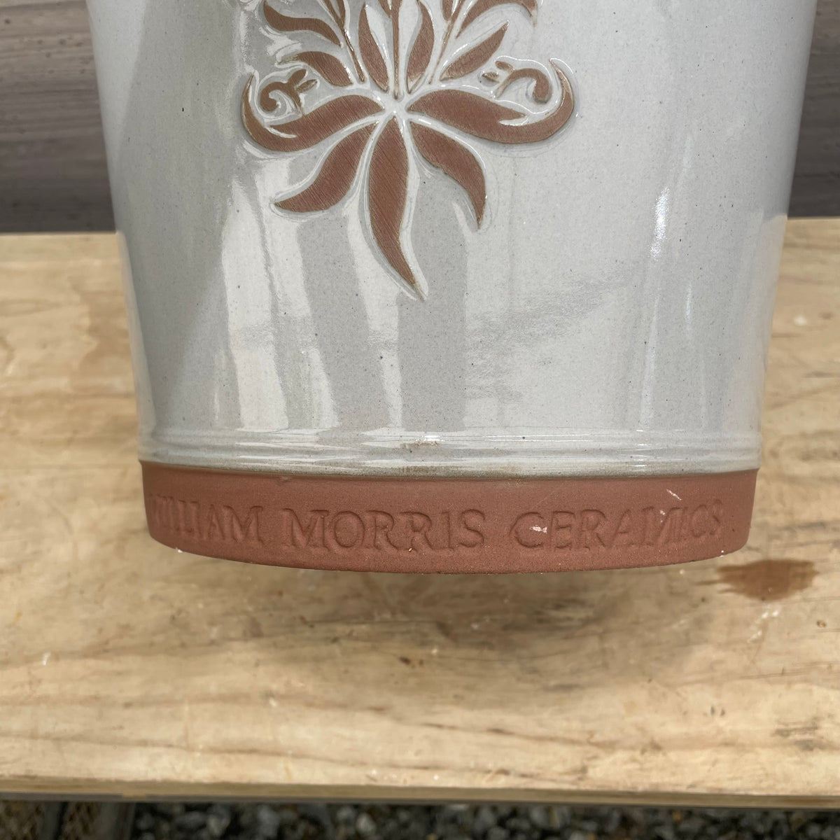 William Morris陶器鉢　グレー　Mサイズ