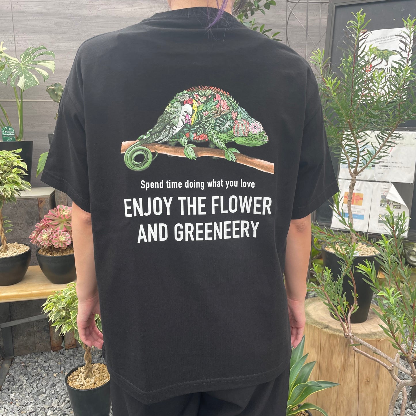オリジナルTシャツ　カメレオン　黒　Sサイズ