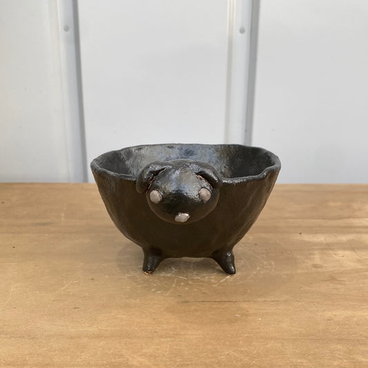 ハンドメイド動物陶器鉢 パグ 黒 L