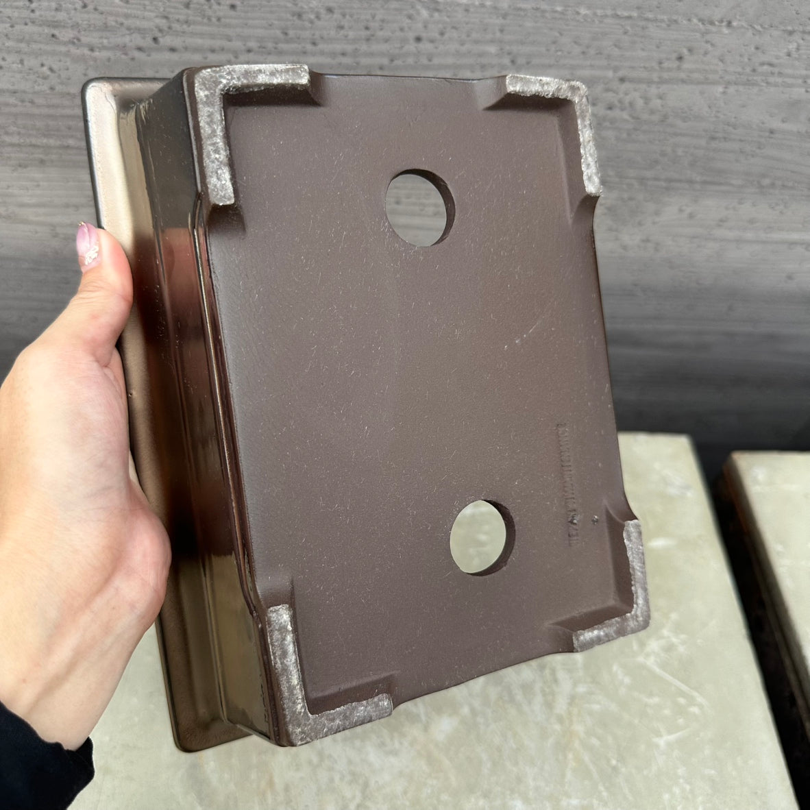 SHITAOBI PLANTER 9 BRONZE